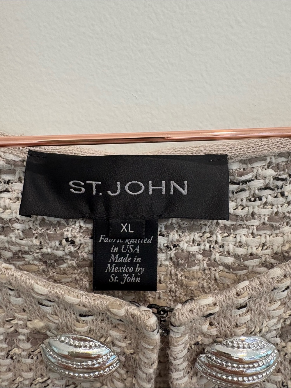 St. John Beige Metallic Tweed Cropped Jacket - Picture 3 of 7